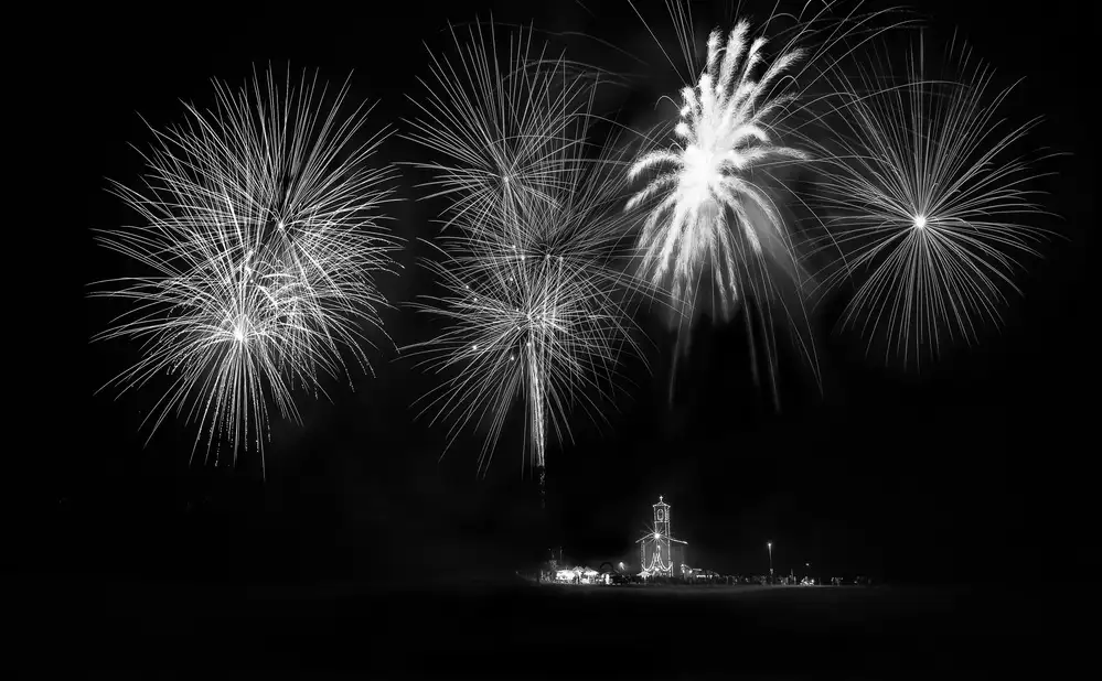 Manzoni, Michel: festa del villaggio