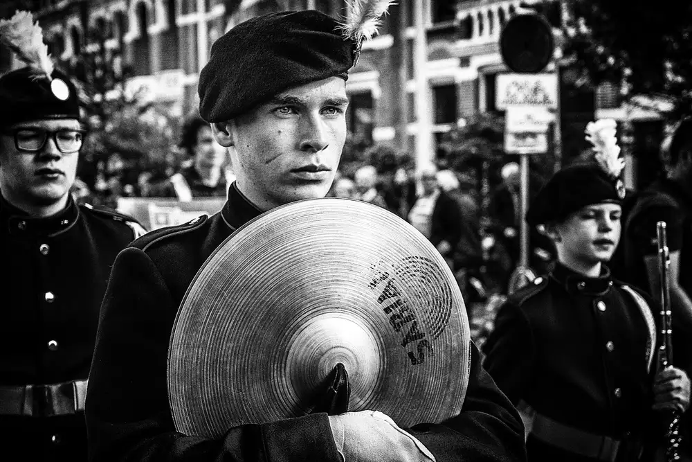 Stoop, Susanne: Il musicista della fanfara