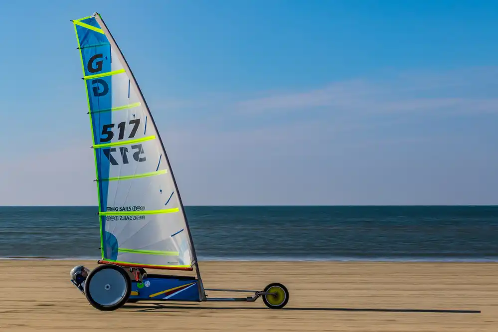 Stalmans, Luc: Casa in barca a vela