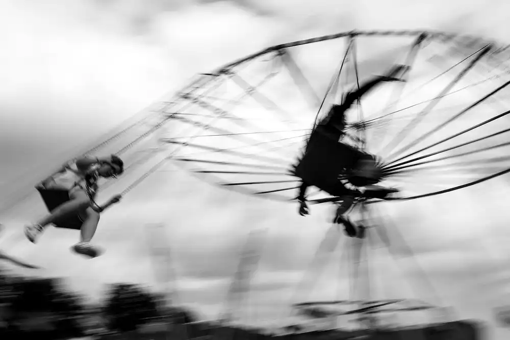 Cinteza, Marius: Homme-oiseau
