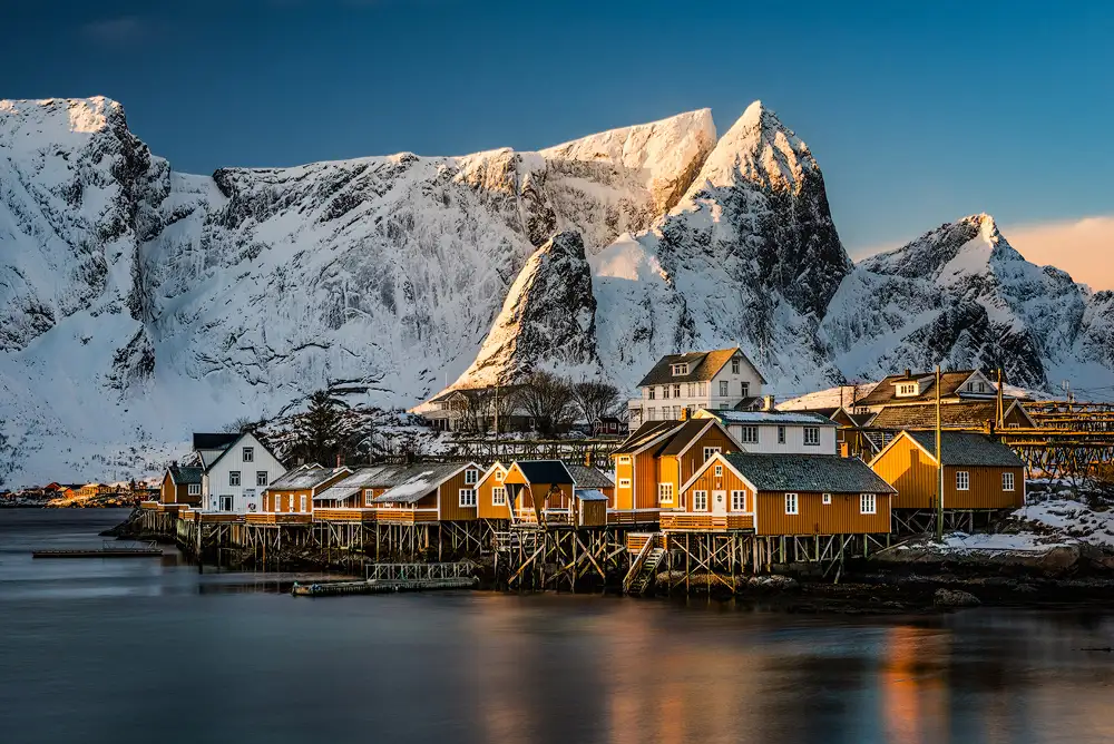 Hoffmann, Raymond: Sakrisøy
