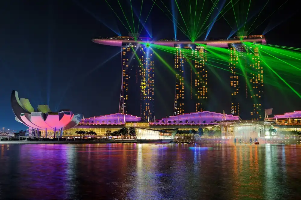 Fleckenstein, Martin: Lasershow di Marina Bay Sands