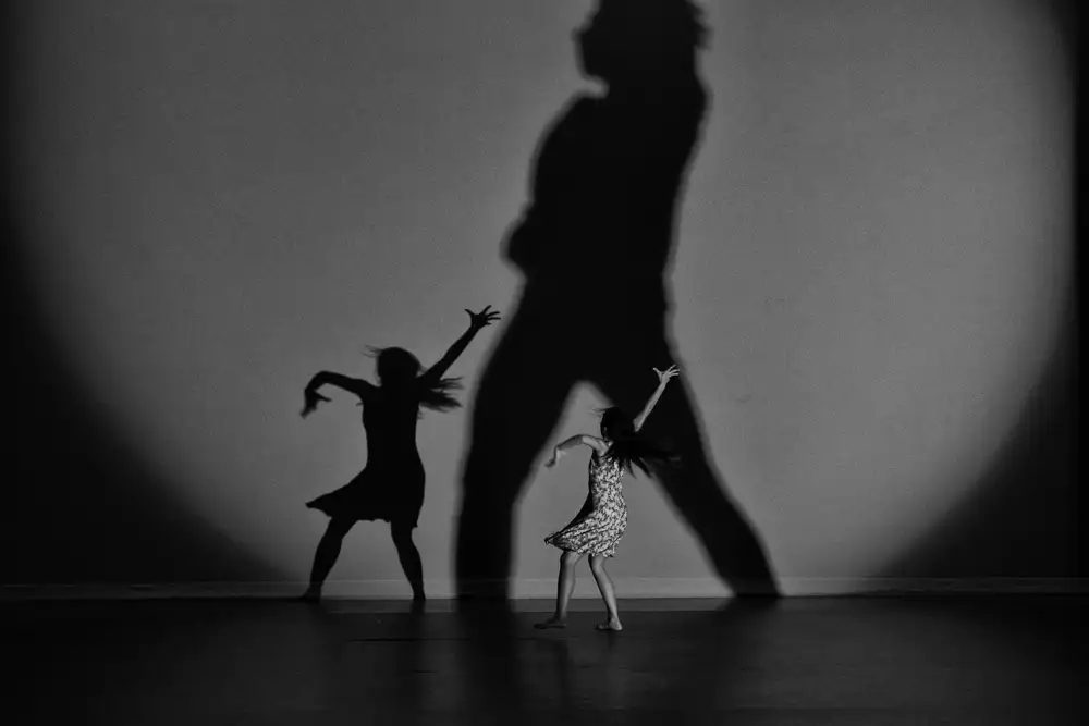 Li, Rob: The Dancers
