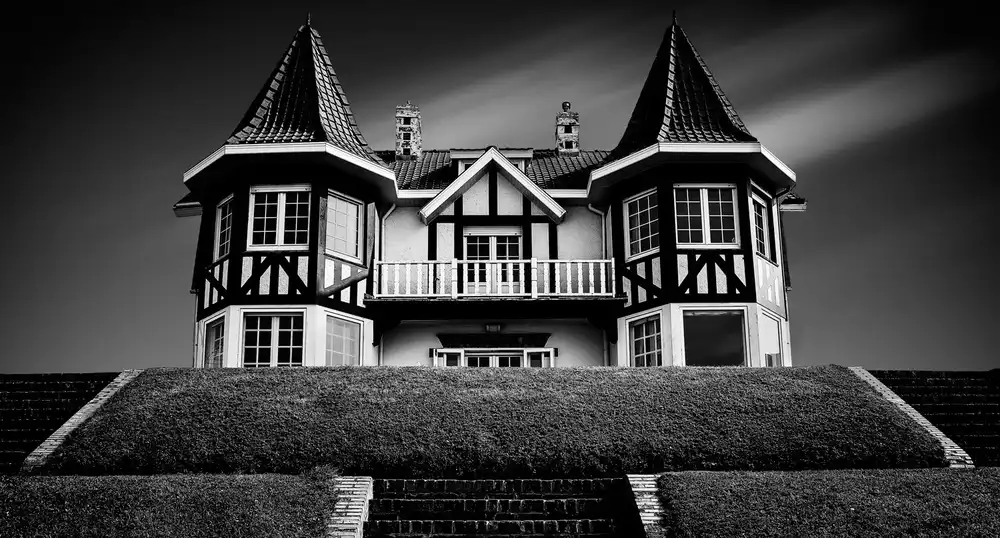 Mattheyses, Eric: Villa Normandía
