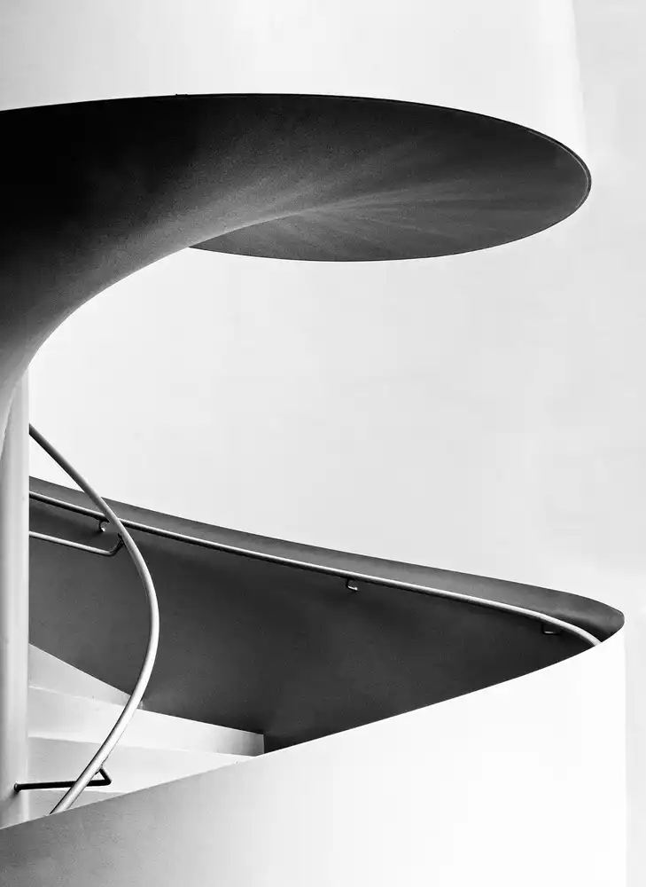 Mattheyses, Eric: Escalera de caracol