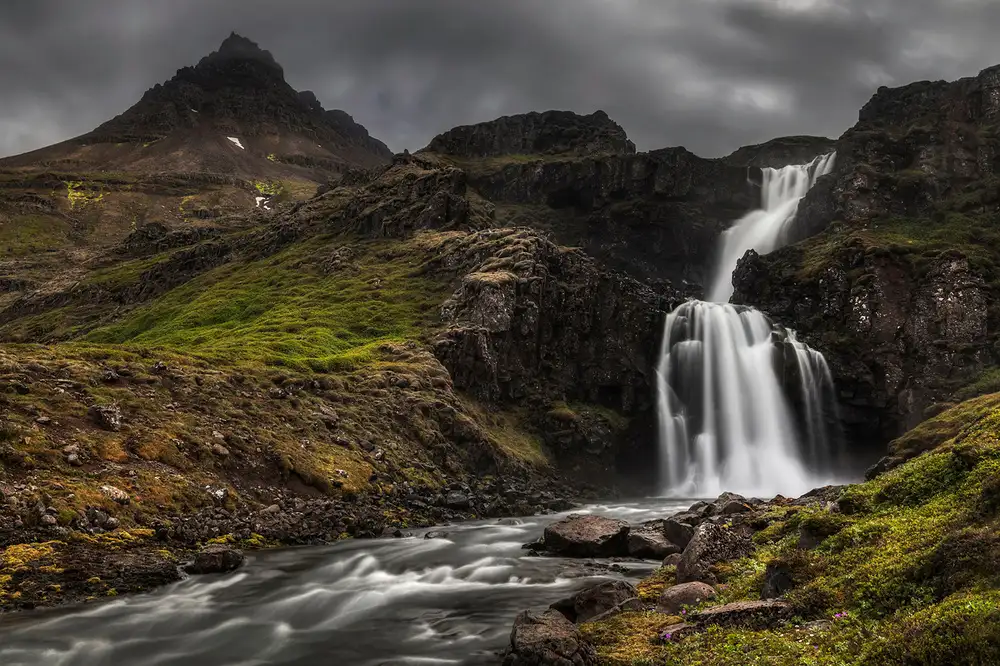 Ingibergsson, Bragi: Nadpis