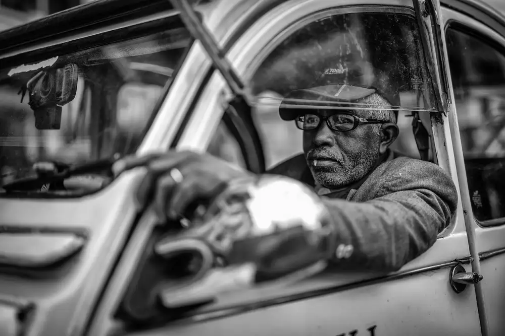 Tagliarino, Marco: The taxi driver - citroen 2cv