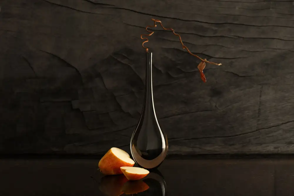 Laercio, Luiz: Nature morte à la poire