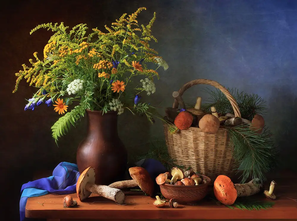 Skorokhod, Tatyana: Still life with mushrooms and bouquet