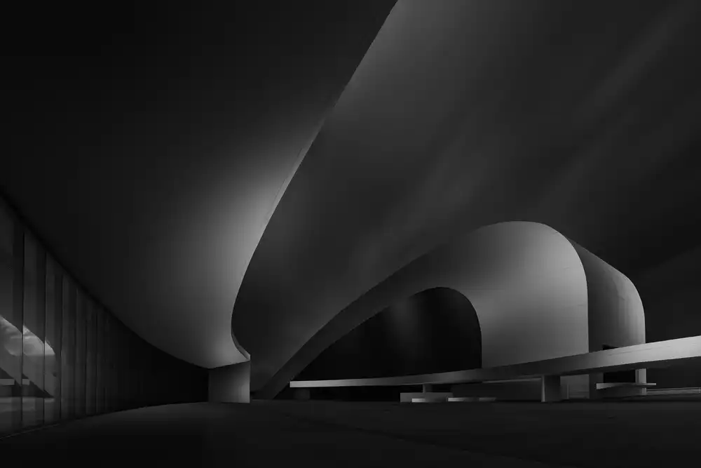 Miguel, Pablo Juan: Espace Niemeyer