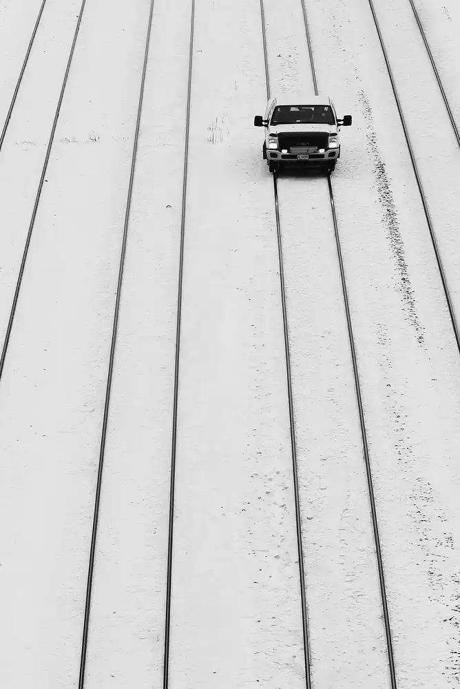 Wang, Jian: Eisenbahnwagen im Schnee