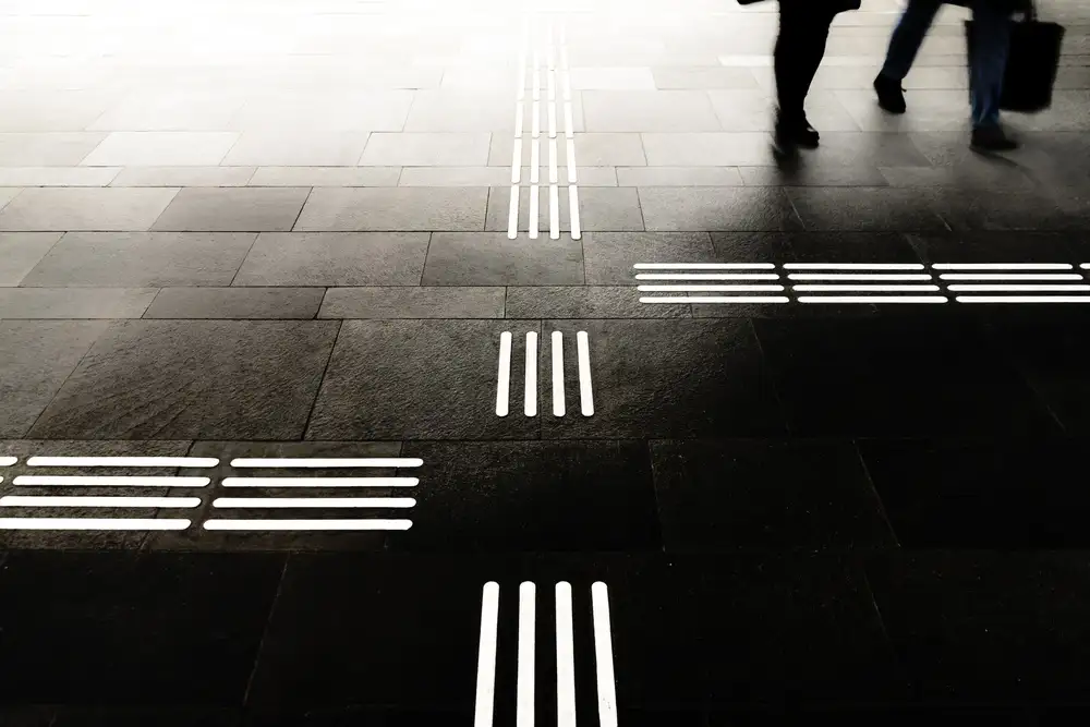 Huybrighs, Marc: Travelers
