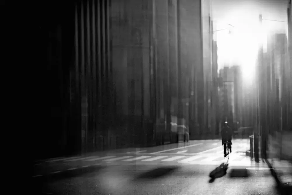 Tsuchida, Teruhiko: calle,una mañana tranquila