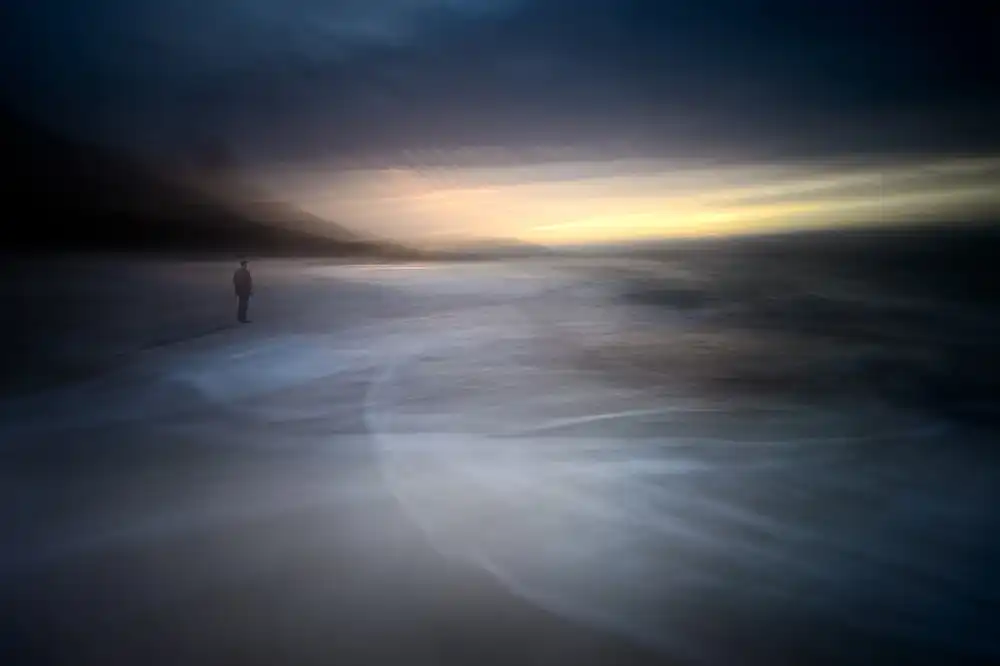 Buye, Pascual Santiago: Return to Nowhere lands