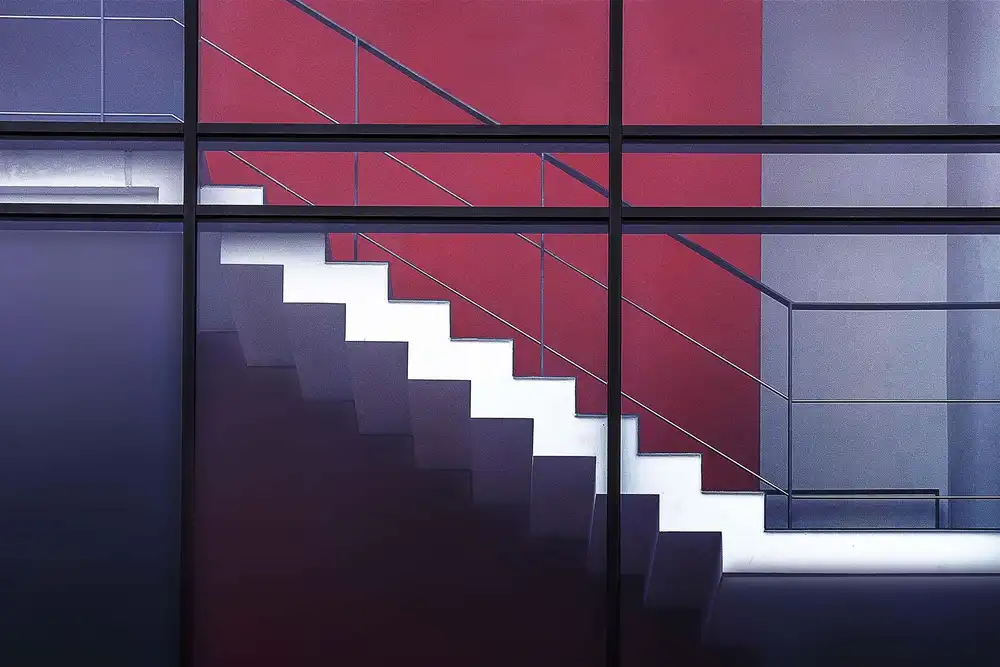 Mihailowitsch, Pia: schody a la mondrian