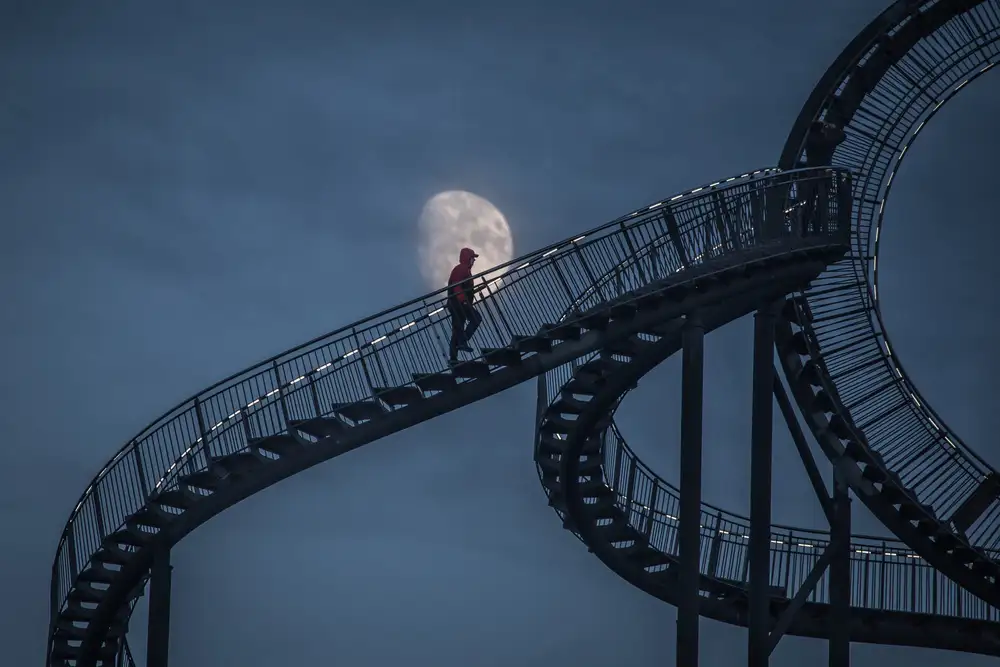 Hoog, de Roelof: Escalier vers la lune