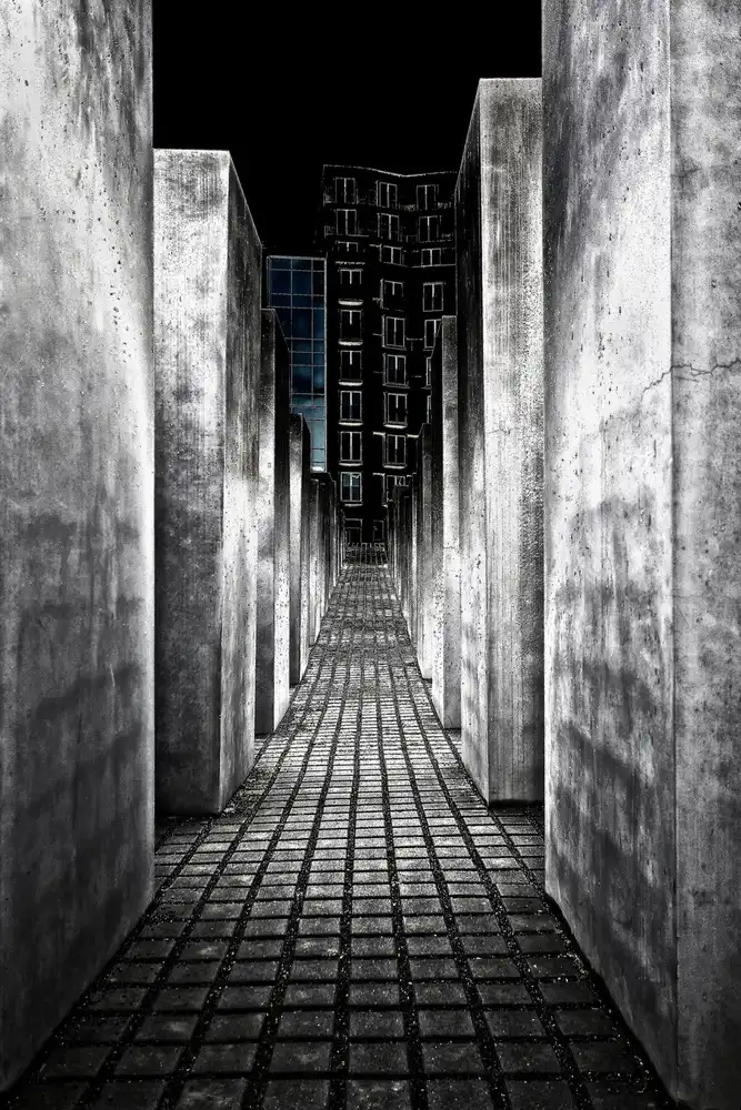 Nitzschmann, Burghard: Pierres des ténèbres