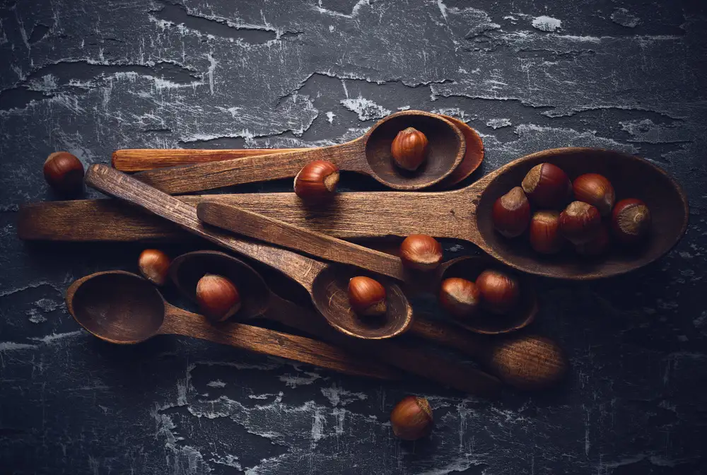 Karina, Aleksandrova: Hazelnuts