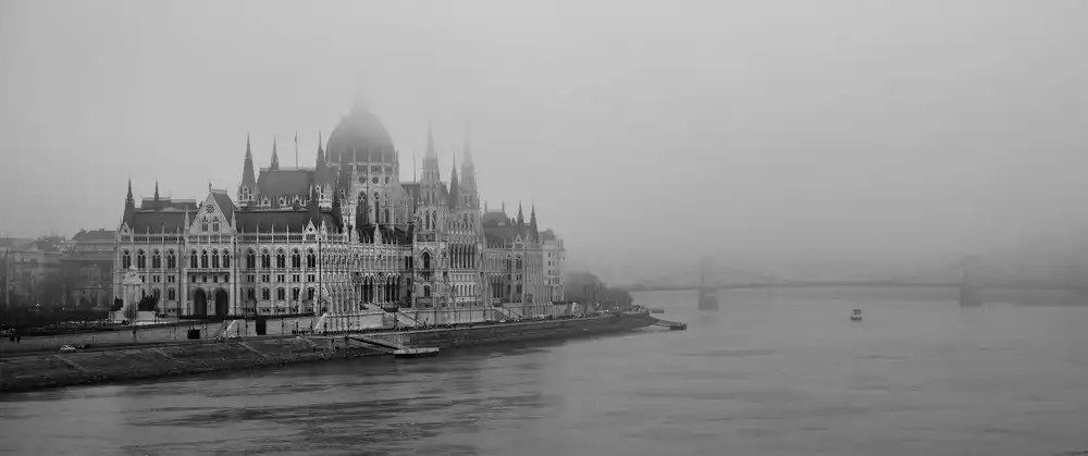 Tjandra, C.S.: Budapest