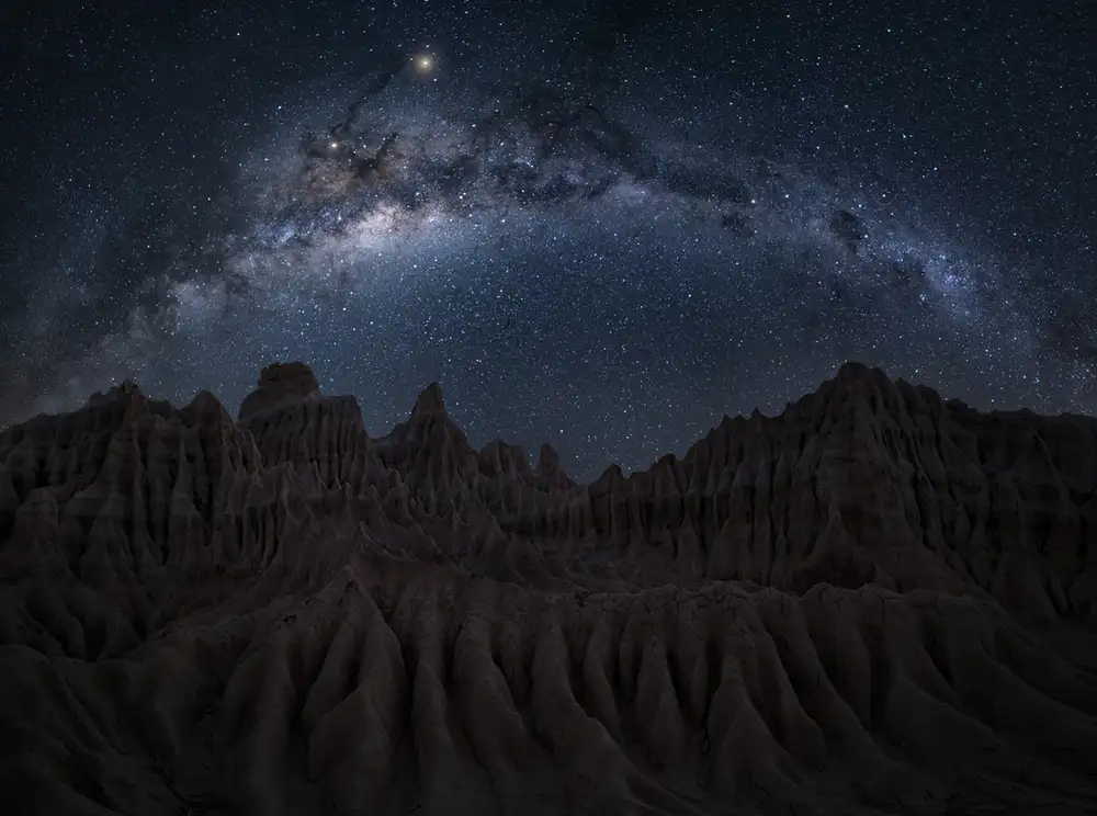 Zhu, Jingshu: Altes Land