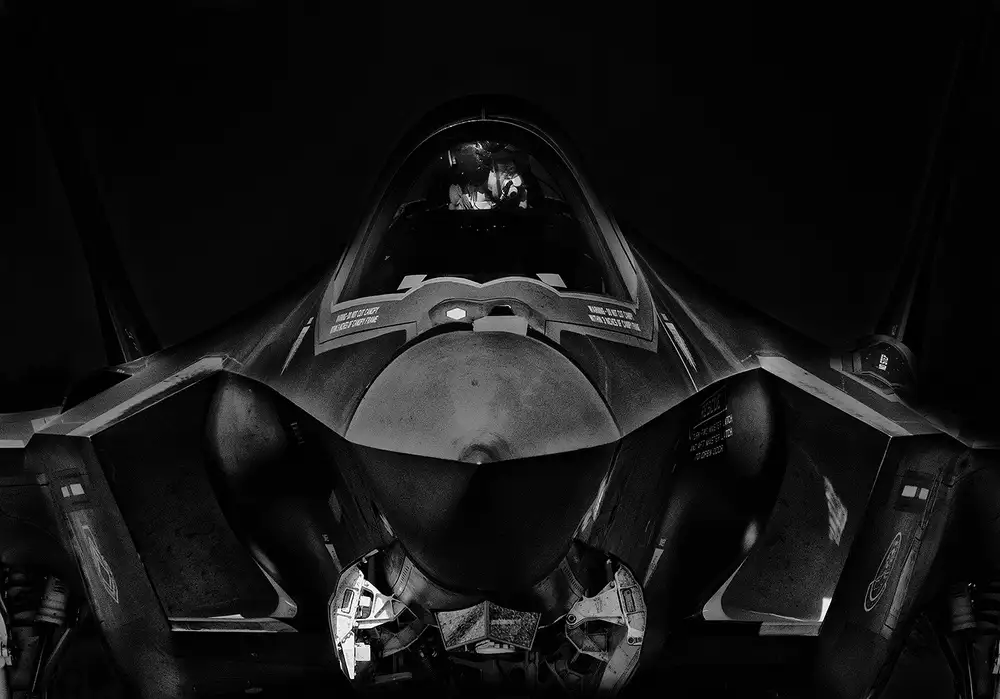 Zhao, Henry: Pilote