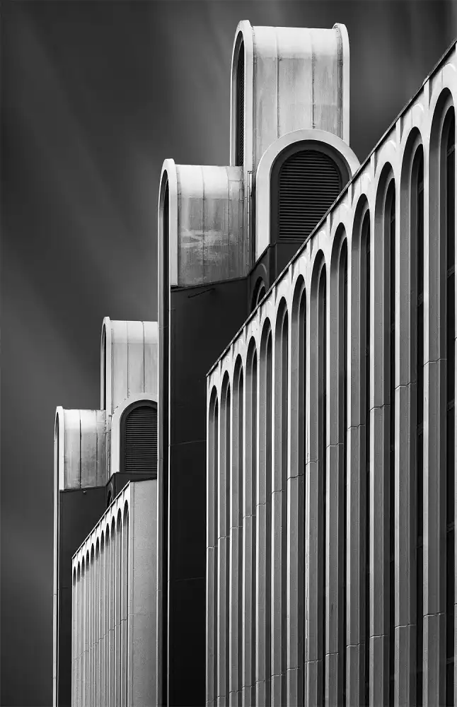 Houte, Van Jef: Towers of money