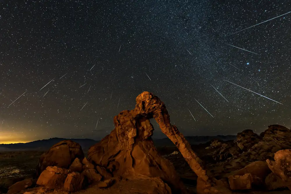 Zhu, Hua: Geminid meteor shower above the Elephant Rock