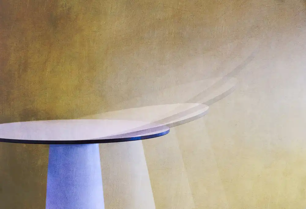Son, van Greetje: Moving table