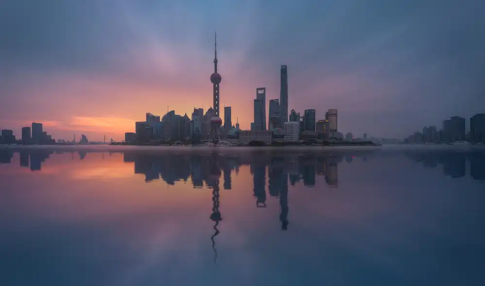 la, De Javier: Sonnenaufgang Shnaghai