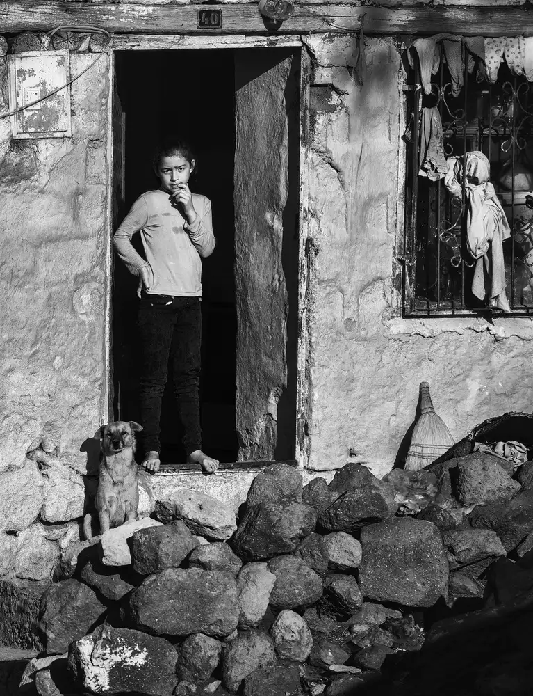 Pancareken, Yavuz: CURIOSITY IN THE EYES