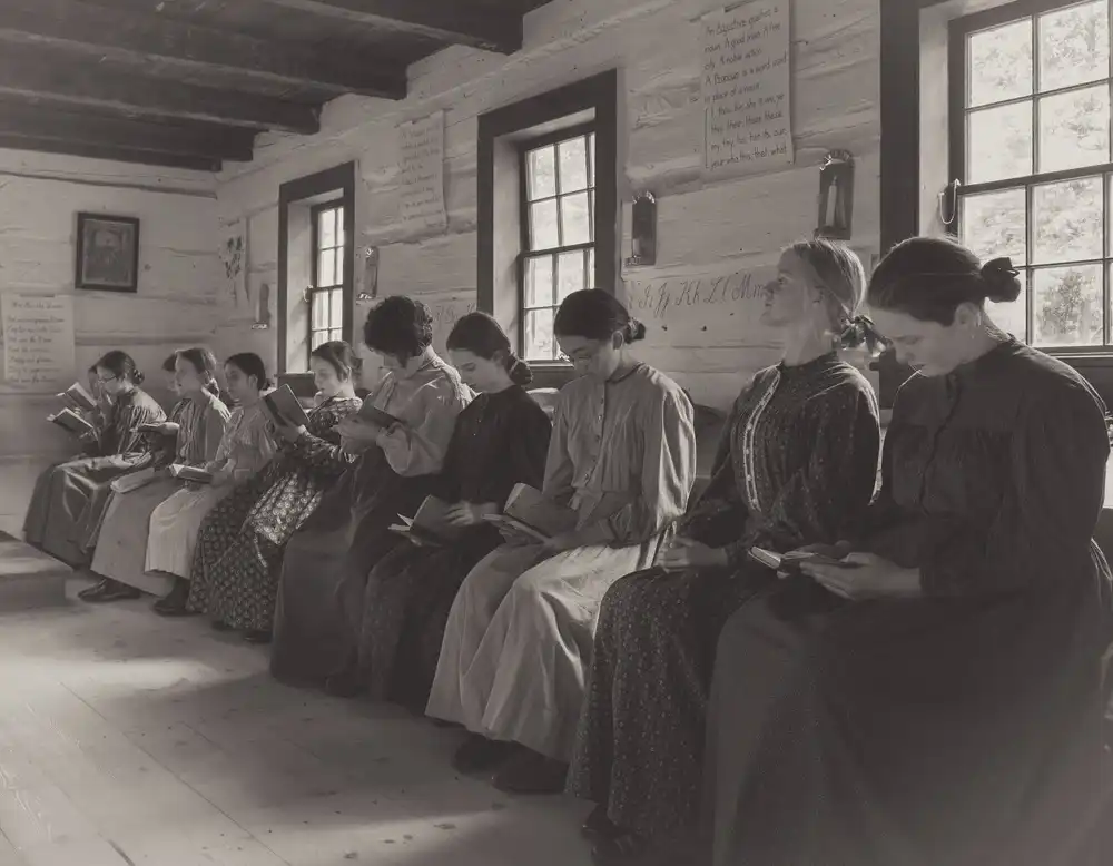 Prybinski, Miroslaw: A scuola