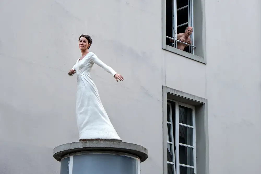 Joosten, Lus: Je veux une reine qui danse.