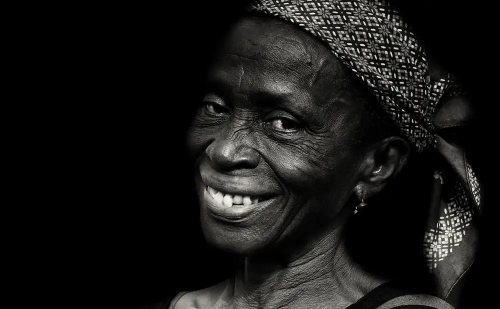 Molina, Elena: Un sorriso al mercato,Benin