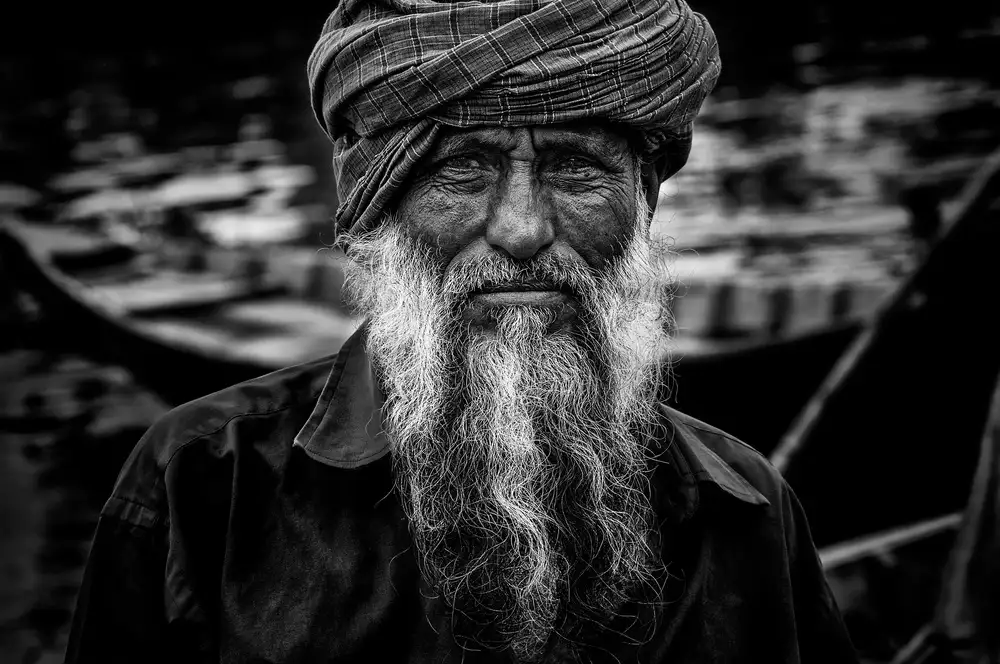 Garmendia, Inazio Joxe: Hombre de Bangladesh.