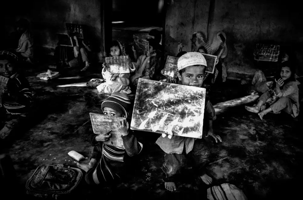 Garmendia, Inazio Joxe: A scuola - Bangladesh