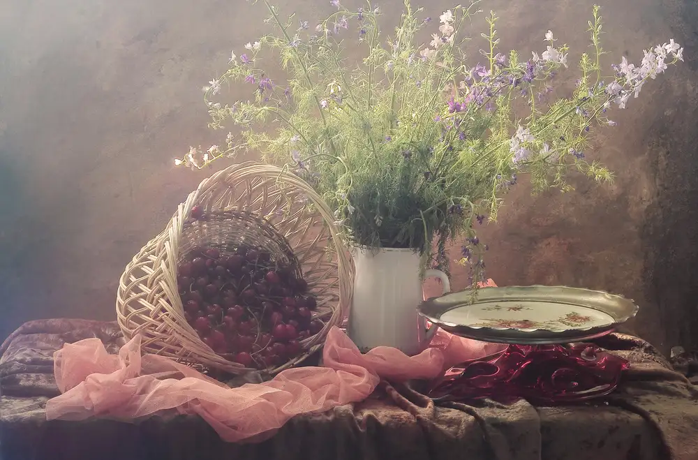 UstinaGreen: naturaleza muerta con cereza