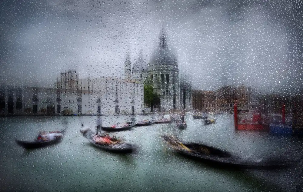 Osuna, Fran: In Venedig regnete es