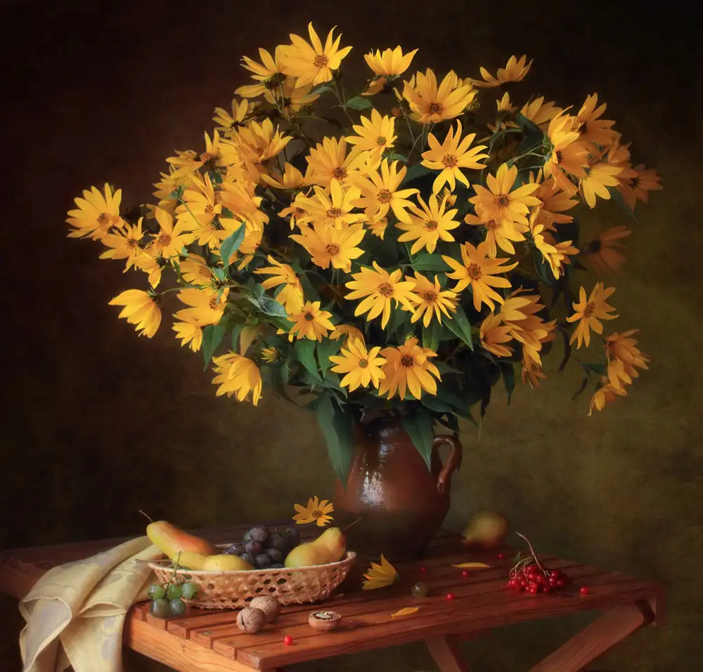 Skorokhod, Tatyana: Still life with autumn flowers
