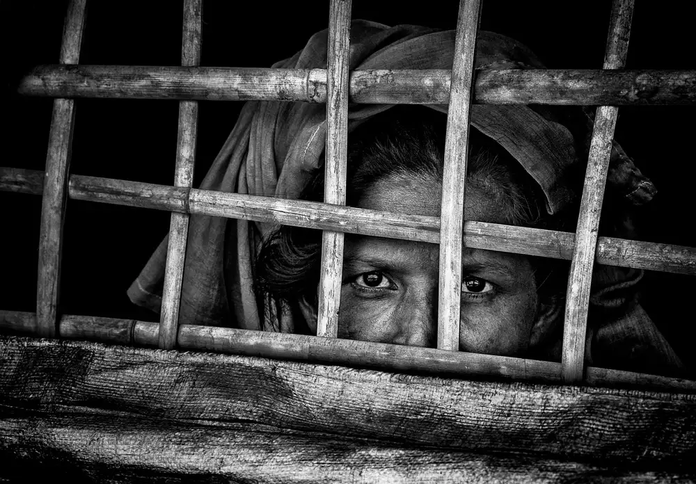 Garmendia, Inazio Joxe: Donna Rohingya nella sua casa-I - Bangladesh