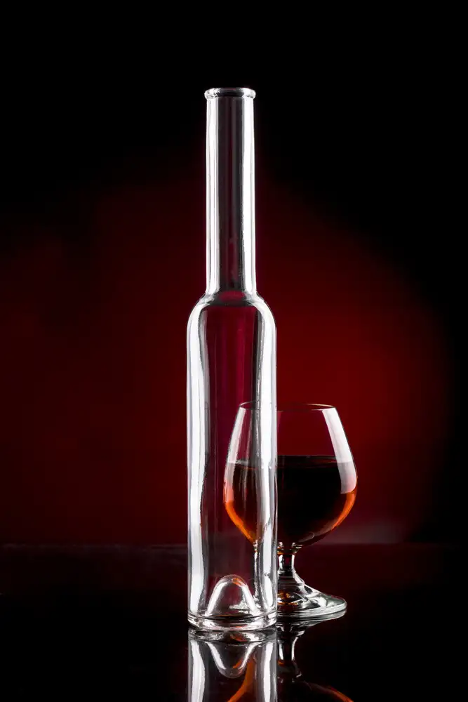 Barkow, Brig: Nature morte à la bouteille en verre