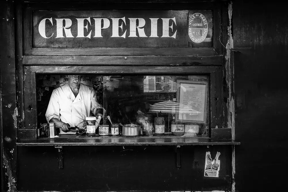 Dauria, Adam: Creperie Montmartre