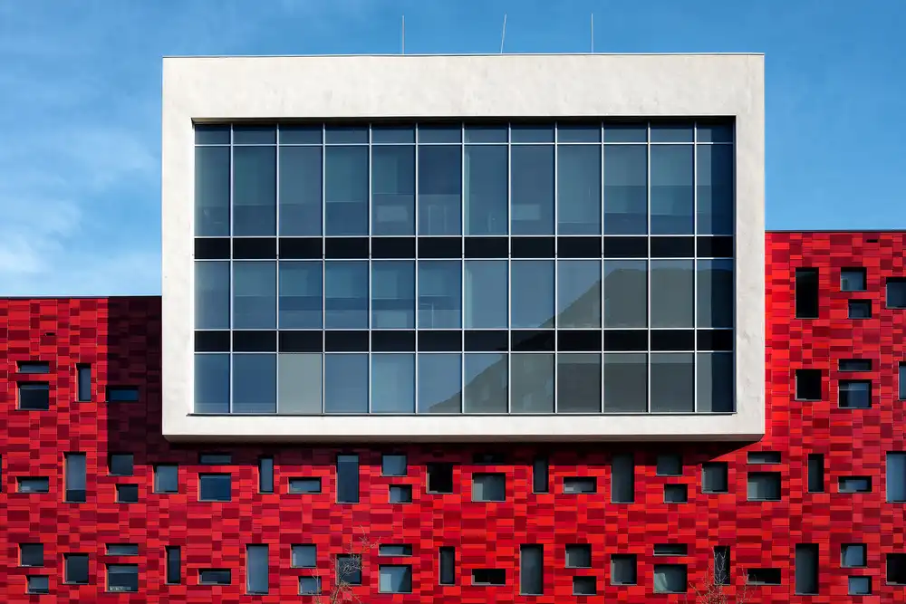 Maastricht, van Henk: Detail vysoké školy