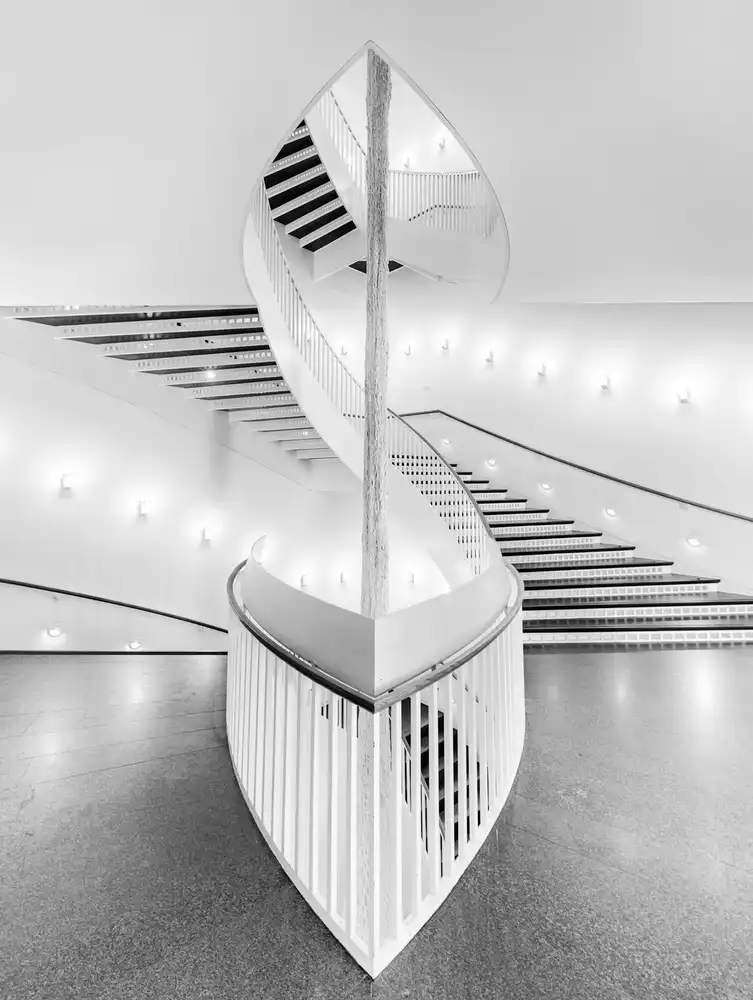 Zhao, Henry: escalier en colimaçon