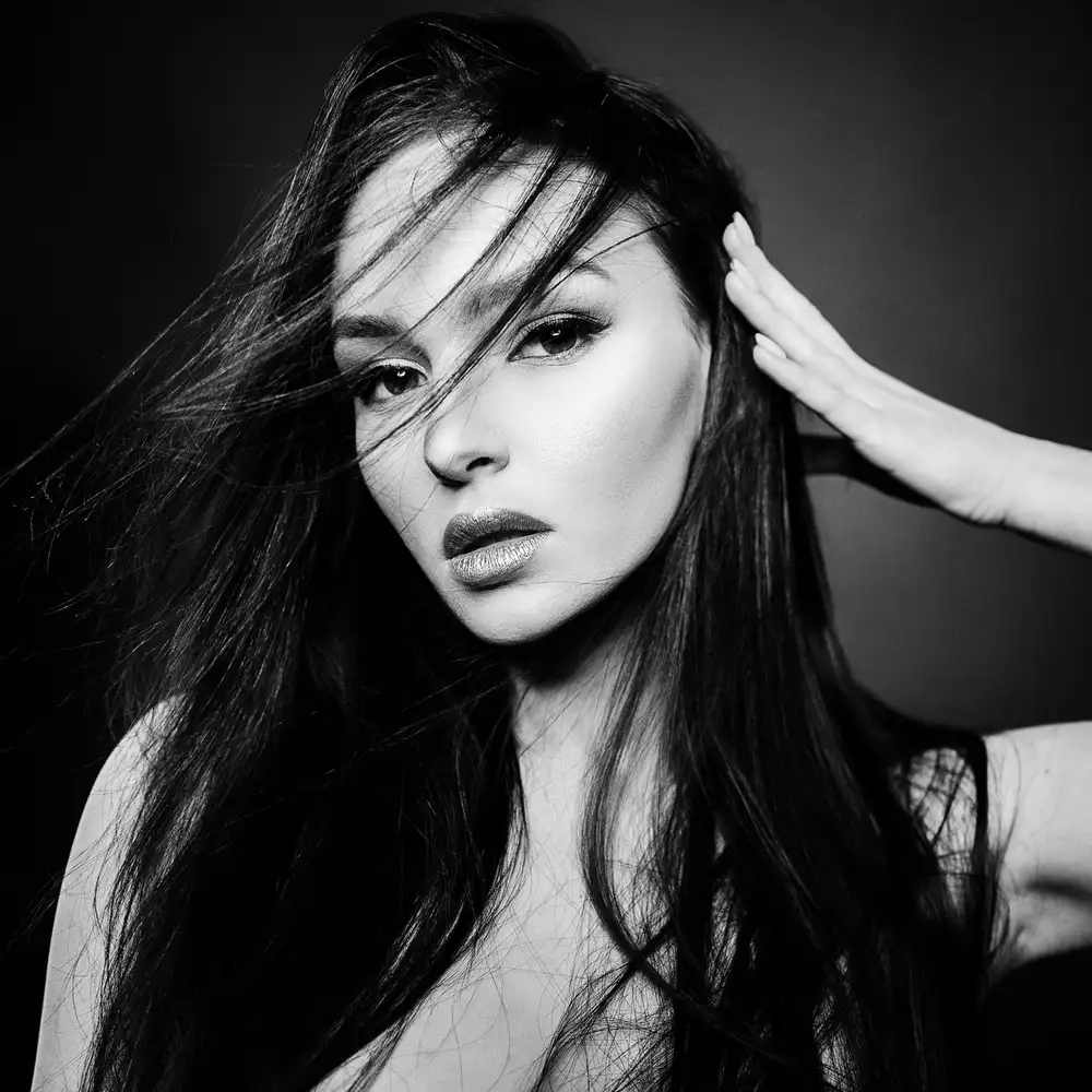 Krystynek, Martin: CARAS DEL PROYECTO [Kristina]