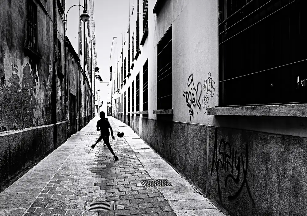 Oncete, Julien: Giochi di strada