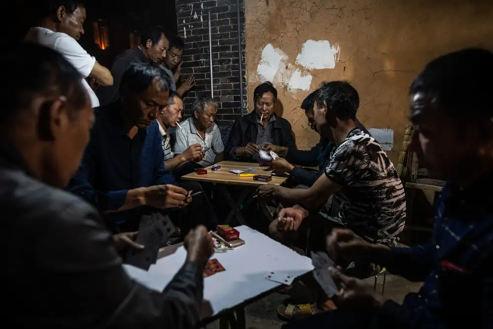 Tagliarino, Marco: Jeux de hasard à Jianshui