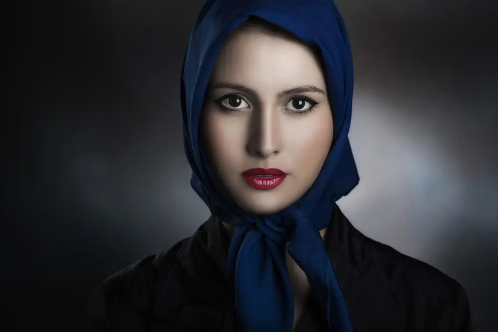 Tambè, Peppe: La chica del pañuelo azul.
