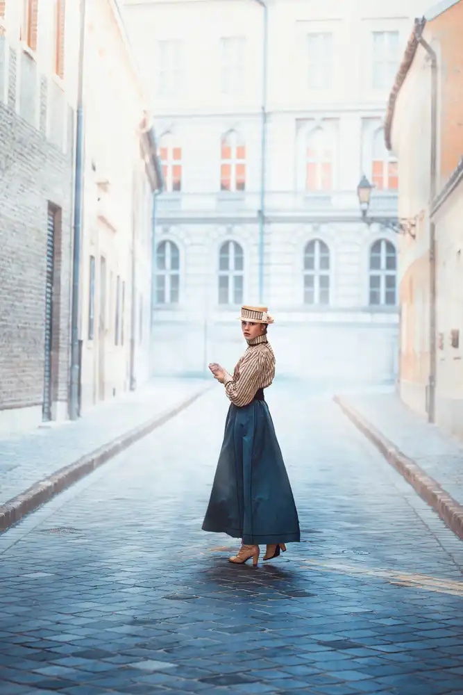 Neer, Ildiko: Promenade solitaire