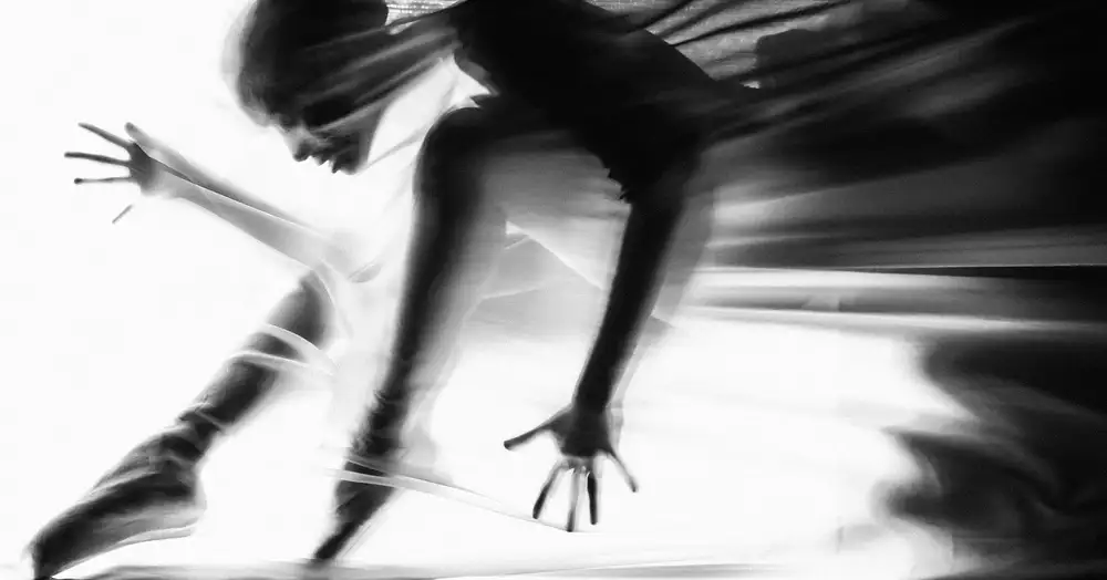 Kisworo, Sebastian: Danser dans l'ombre