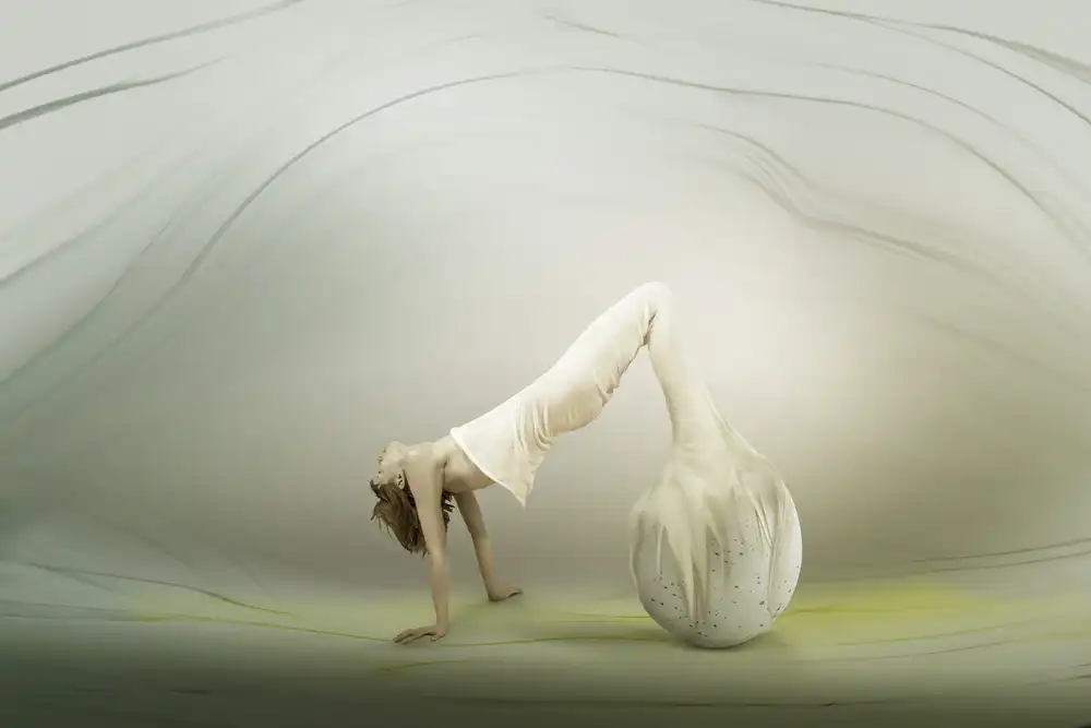 Diepenbroek, von Christine: Cocoon III